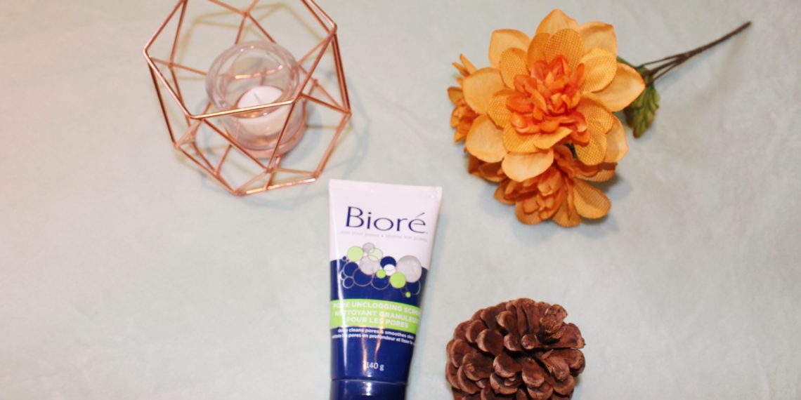 Biore Pore Unclogging Scrub Review