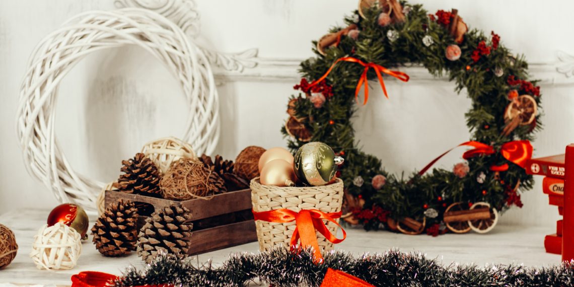 30 Amazing Christmas Instagram Story Templates
