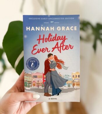 Holiday Ever After by Hannah Grace Book Review