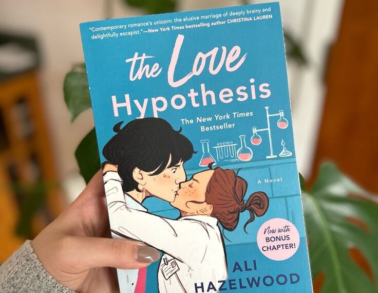 The Love Hypothesis by Ali Hazelwood Book Review